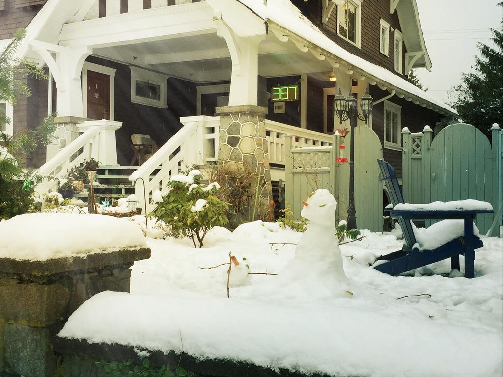The Manor Guest House Vancouver Bagian luar foto