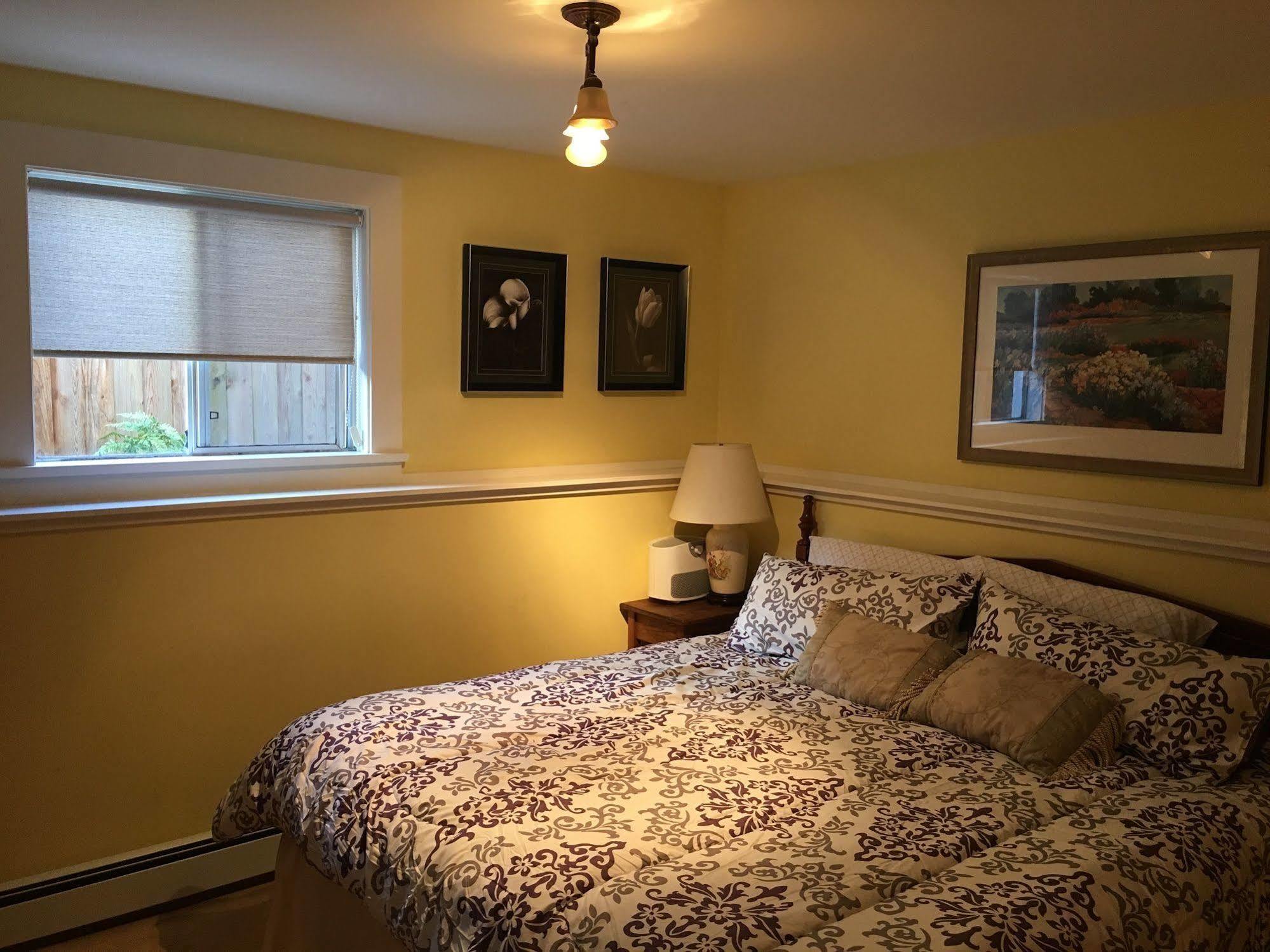 The Manor Guest House Vancouver Bagian luar foto